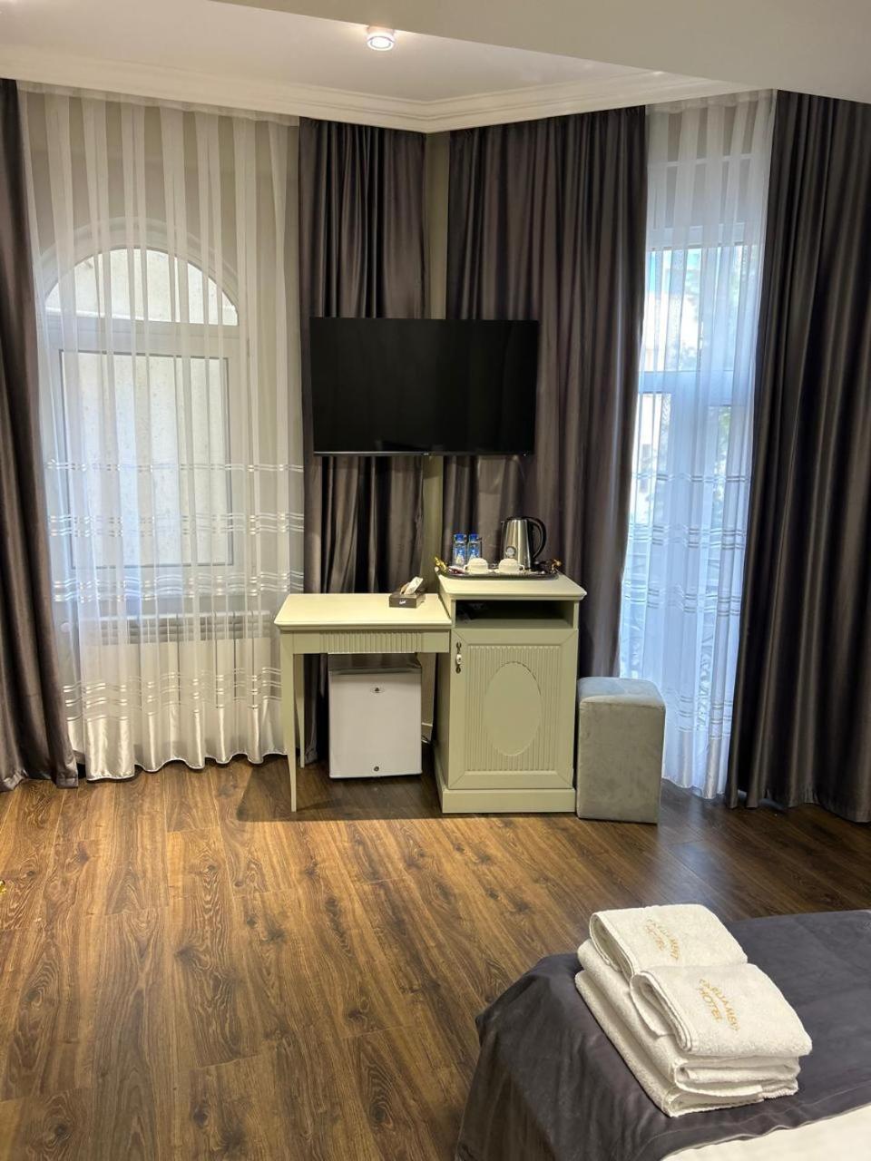Sunday Hotel Баку Екстер'єр фото